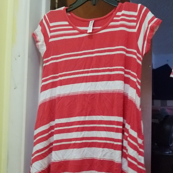 Matching dresses - Picture 5 of 7